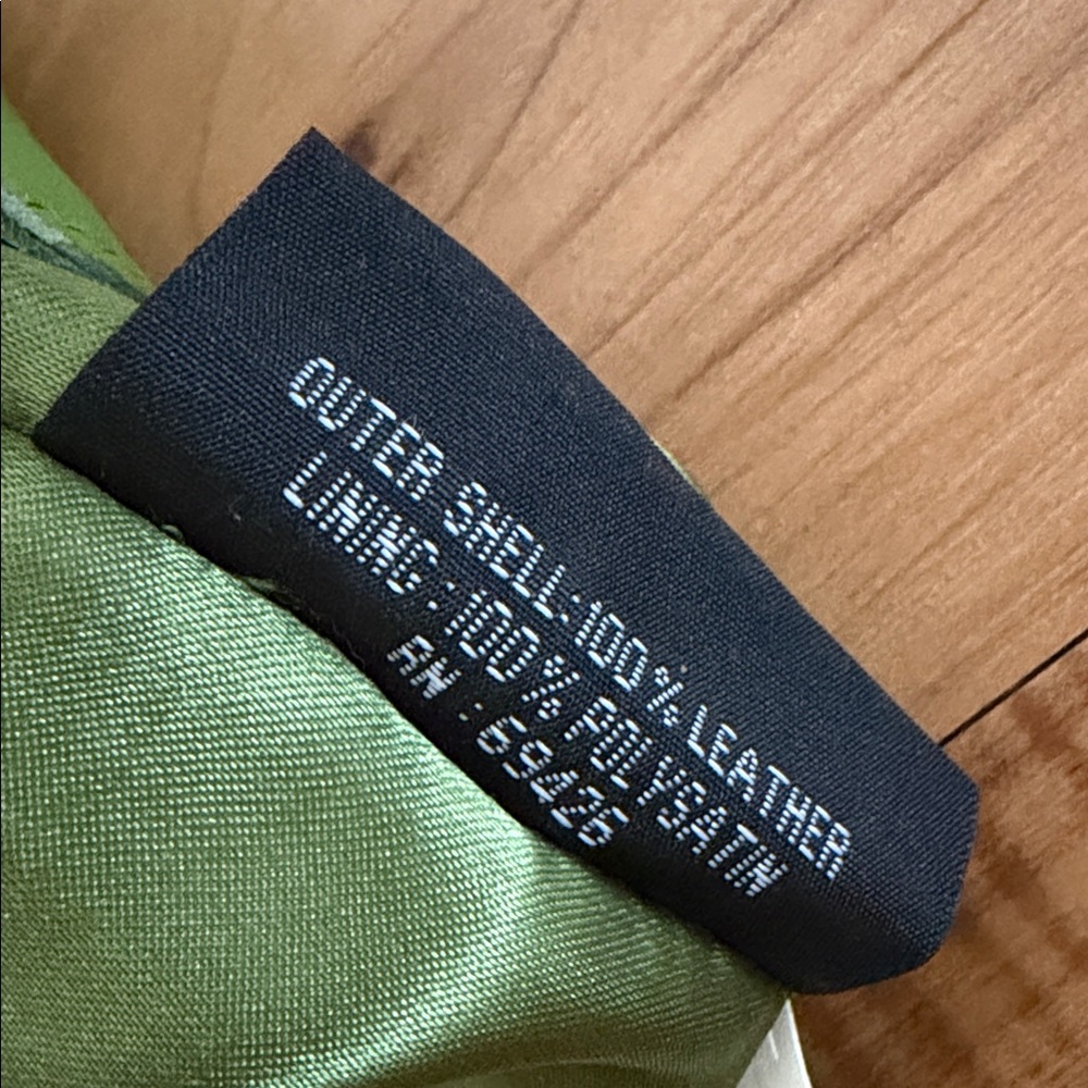 Green Vintage Soft Matte Leather Women's Mini Skirt - Picture 6 of 11